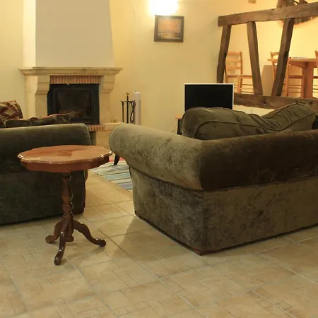 Lovely 4-bed House In Biron * Lacapelle-Biron