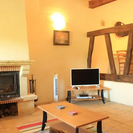 Lovely 4-bed House In Biron Lacapelle-Biron