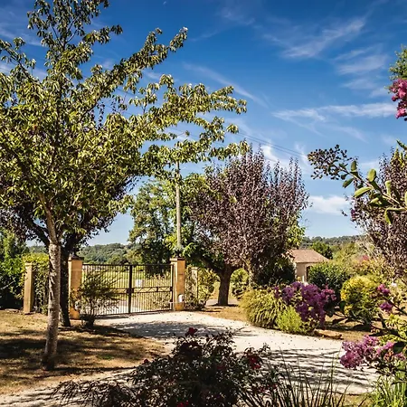 Lovely 8 Persons House In * Alles-Sur-Dordogne